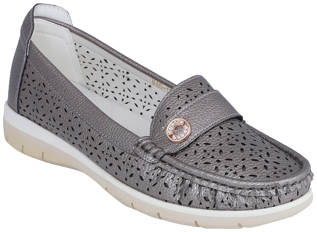 

PELLE ALBERO Women Grey Loafers