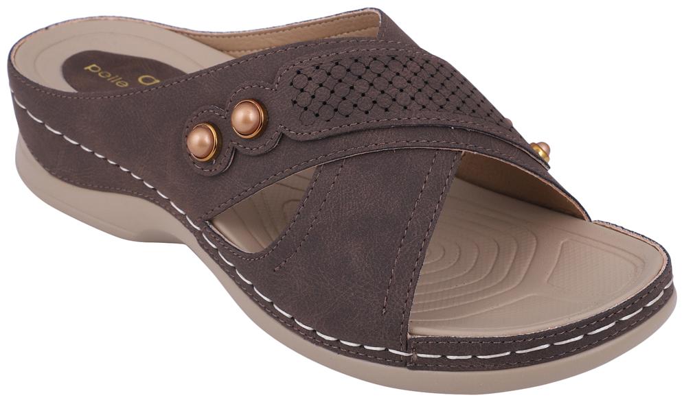 

PELLE ALBERO Women Bronze Sandals