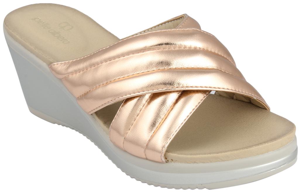 

PELLE ALBERO Women Copper Wedges