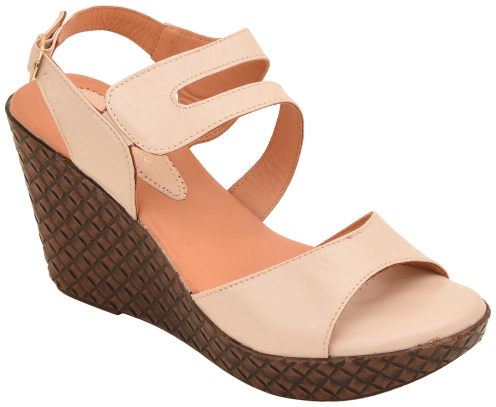 

PELLE ALBERO Women White Wedges