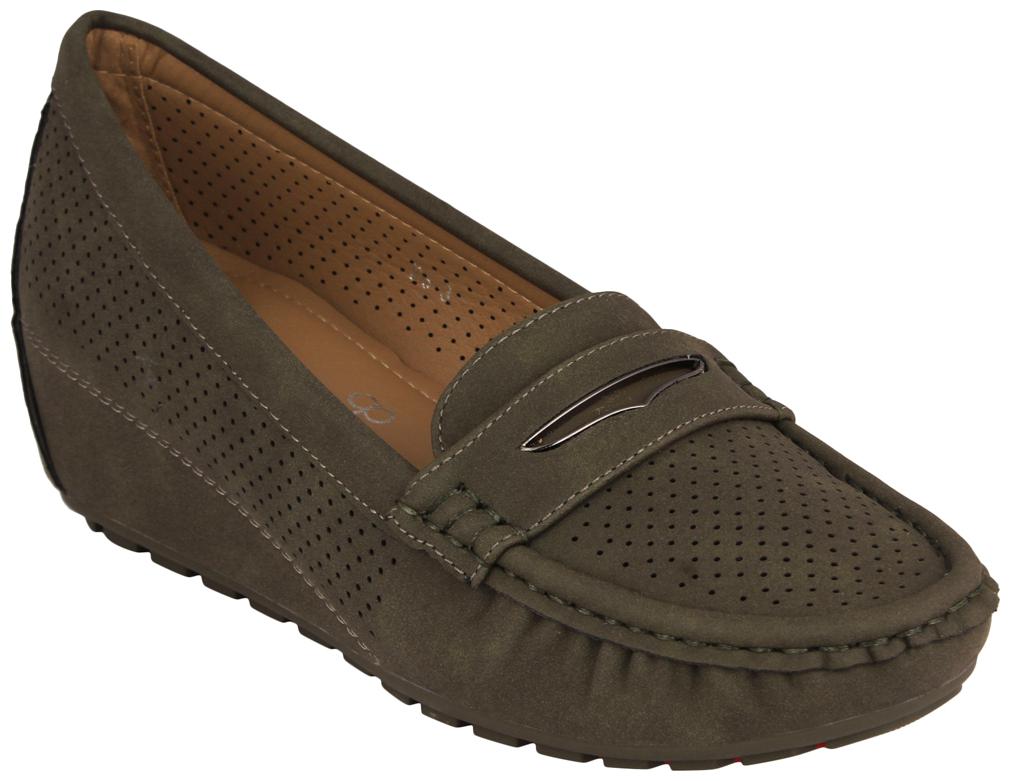 

Pelle Albero Womens Green Comfortable Loafer