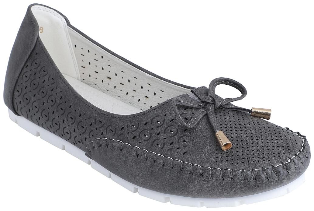 

PELLE ALBERO Women Grey Loafers