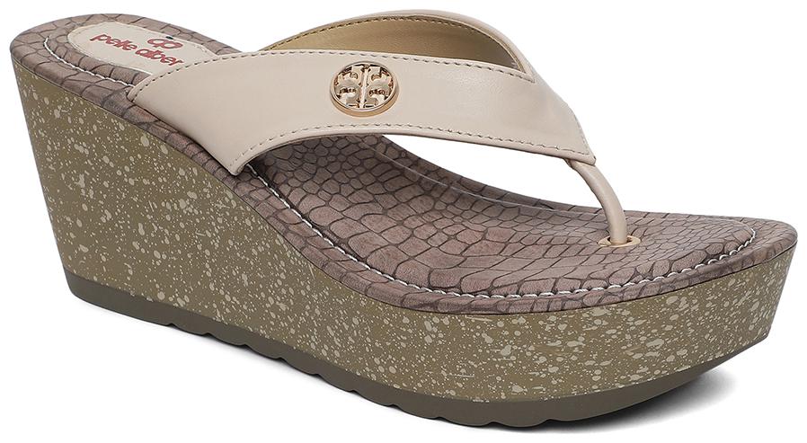

PELLE ALBERO Women Cream Wedges