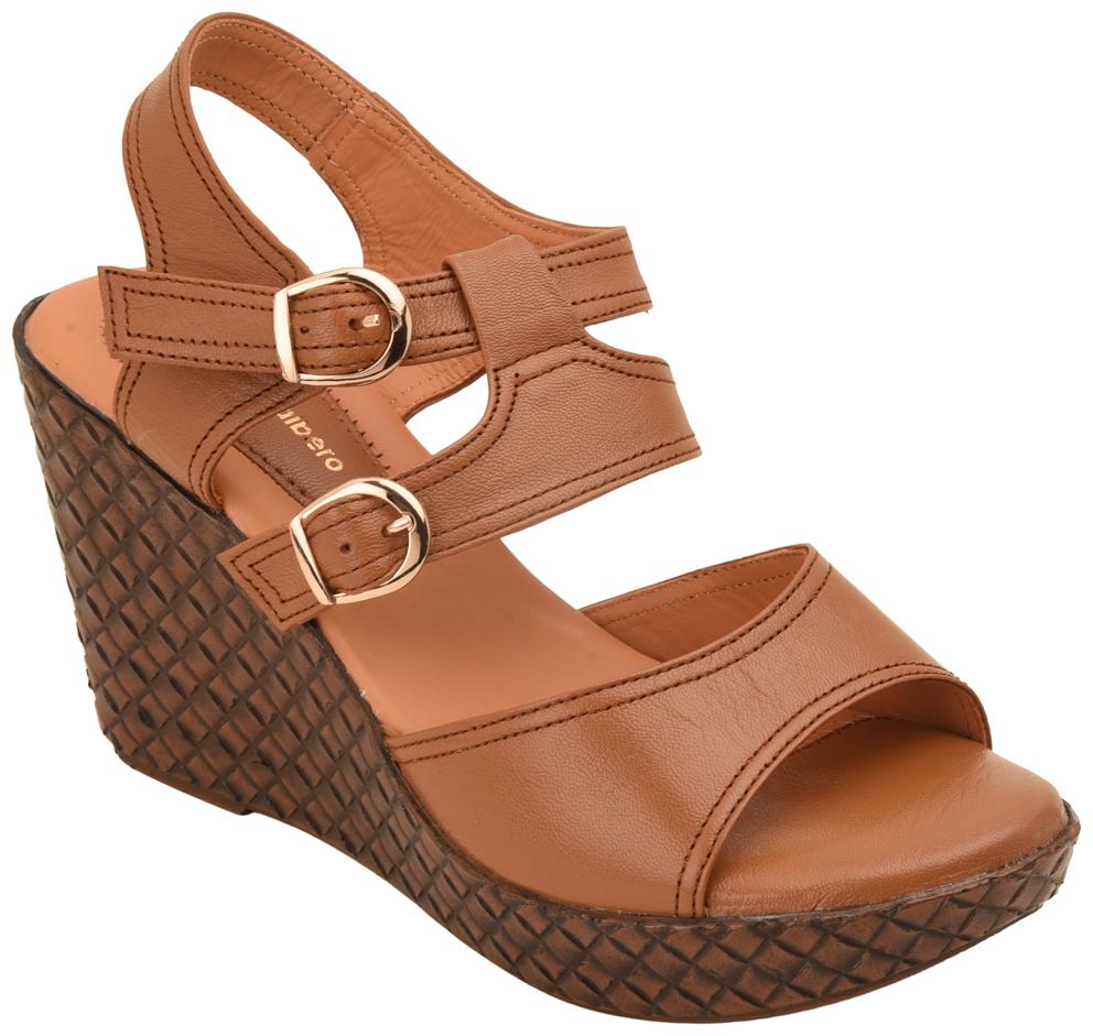 

PELLE ALBERO Women Brown Wedges
