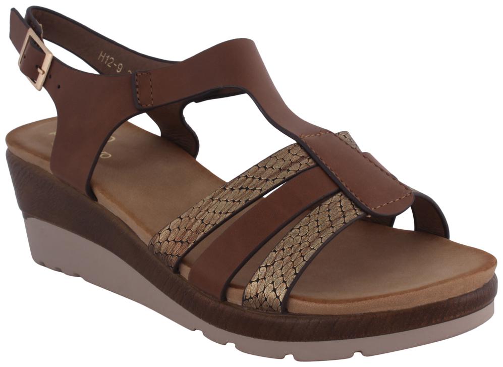 

PELLE ALBERO Women Brown Heeled Sandals
