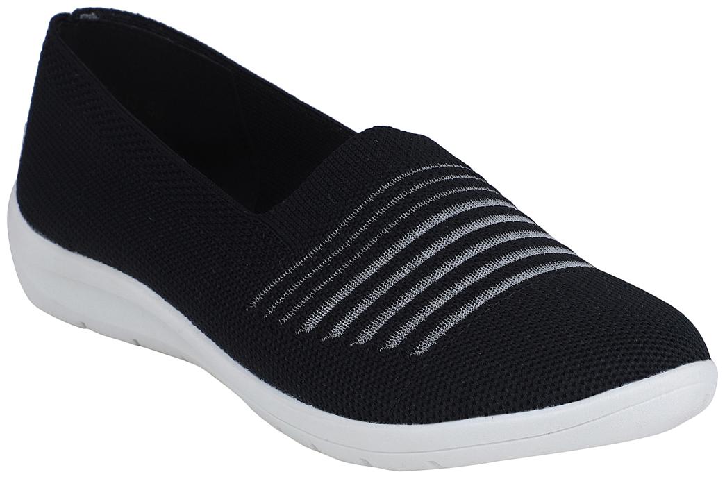 

PELLE ALBERO Women Black Casual Shoes