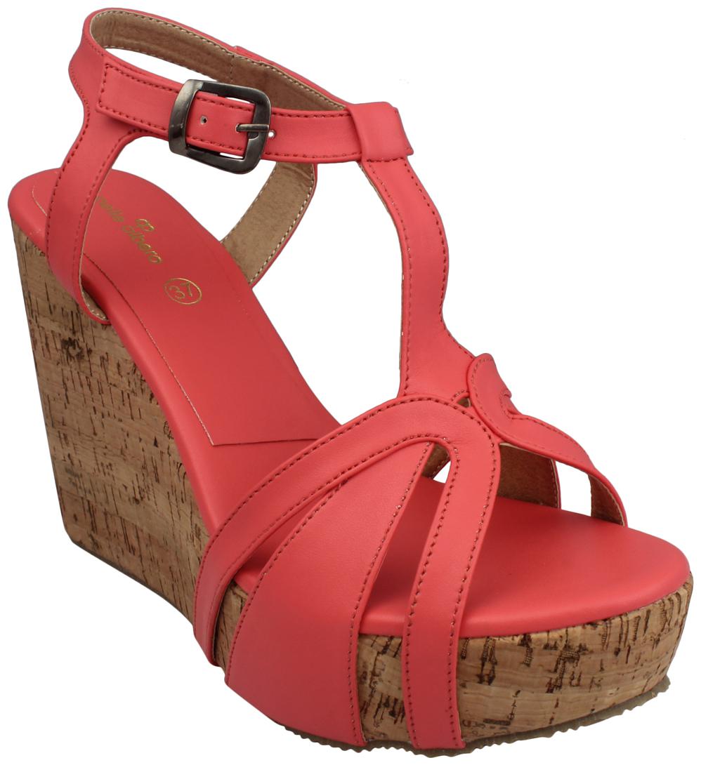 

PELLE ALBERO Women Red Wedges