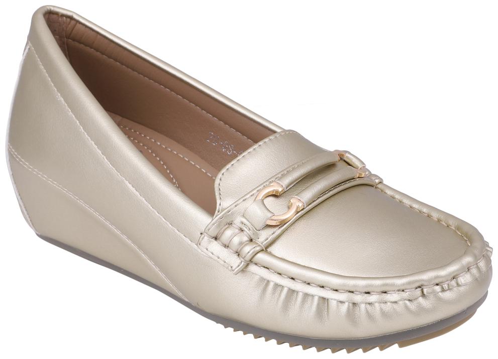 

PELLE ALBERO Women Gold Loafers