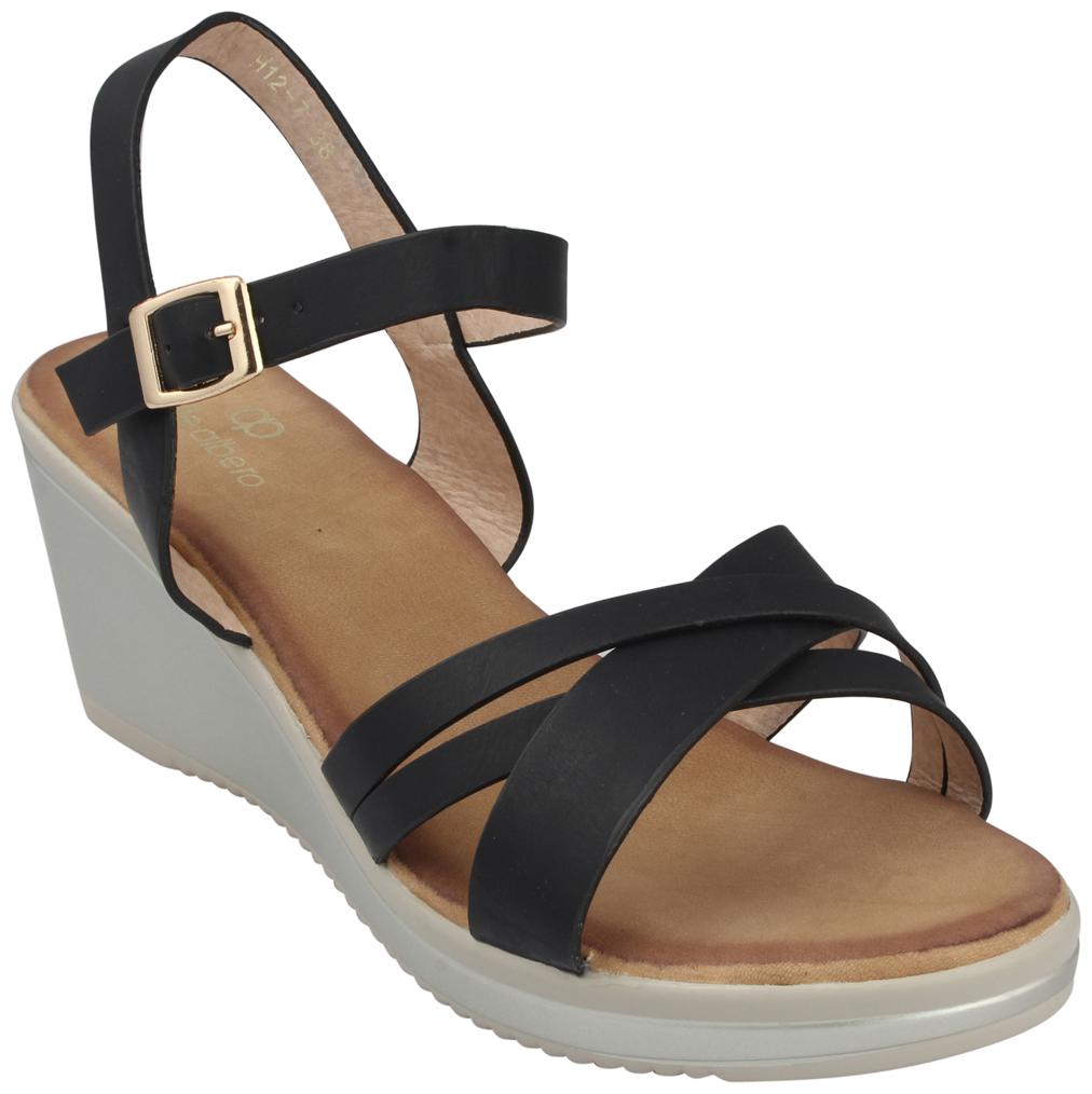 

PELLE ALBERO Women Black Wedges