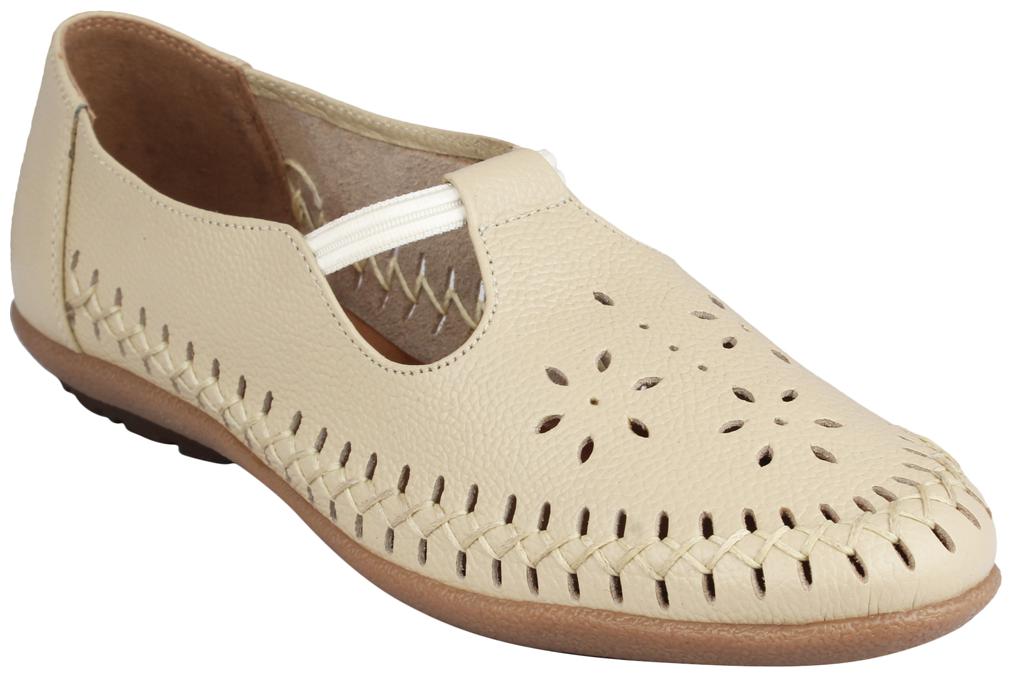 

PELLE ALBERO Women Cream Bellies