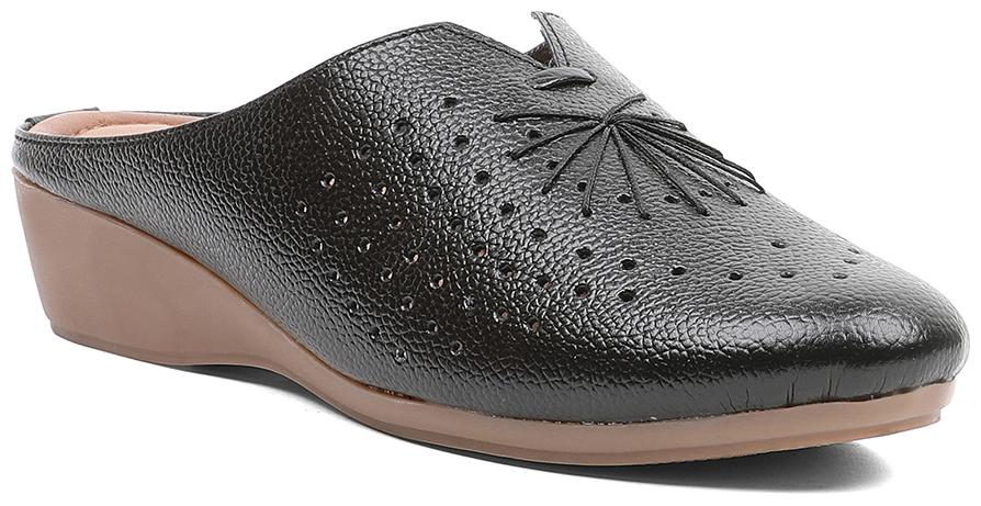 

PELLE ALBERO Women Black Casual Shoes