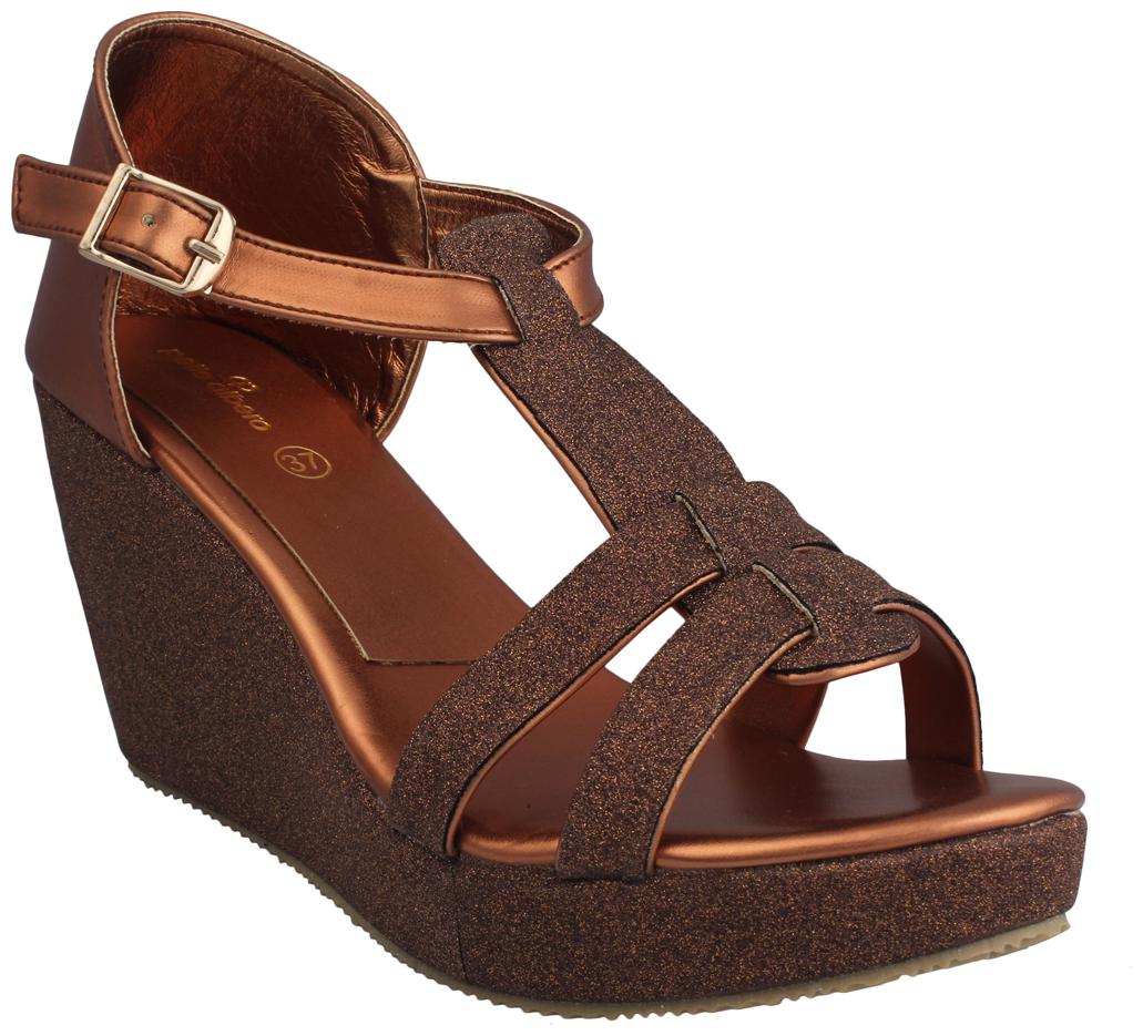 

PELLE ALBERO Women Brown Wedges