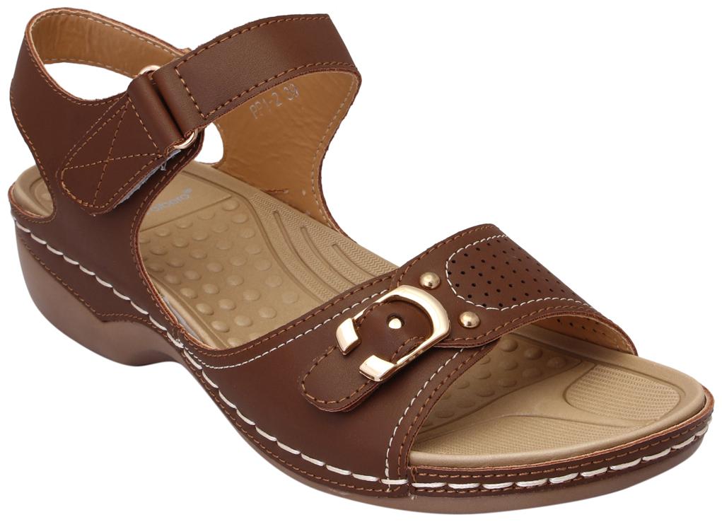 

PELLE ALBERO Women Brown Sandals