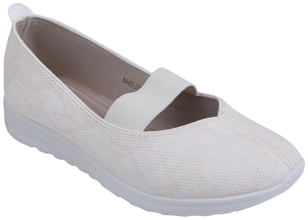 

PELLE ALBERO Women Beige Casual Shoes