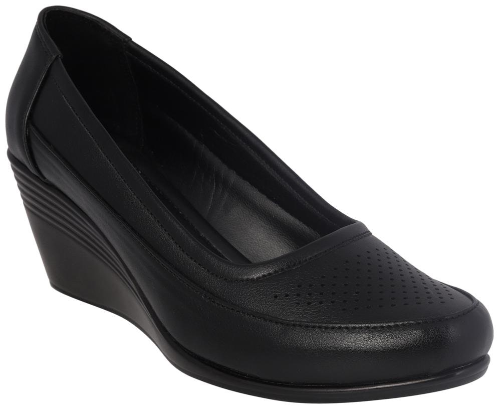 

PELLE ALBERO Women Black Heeled Bellies