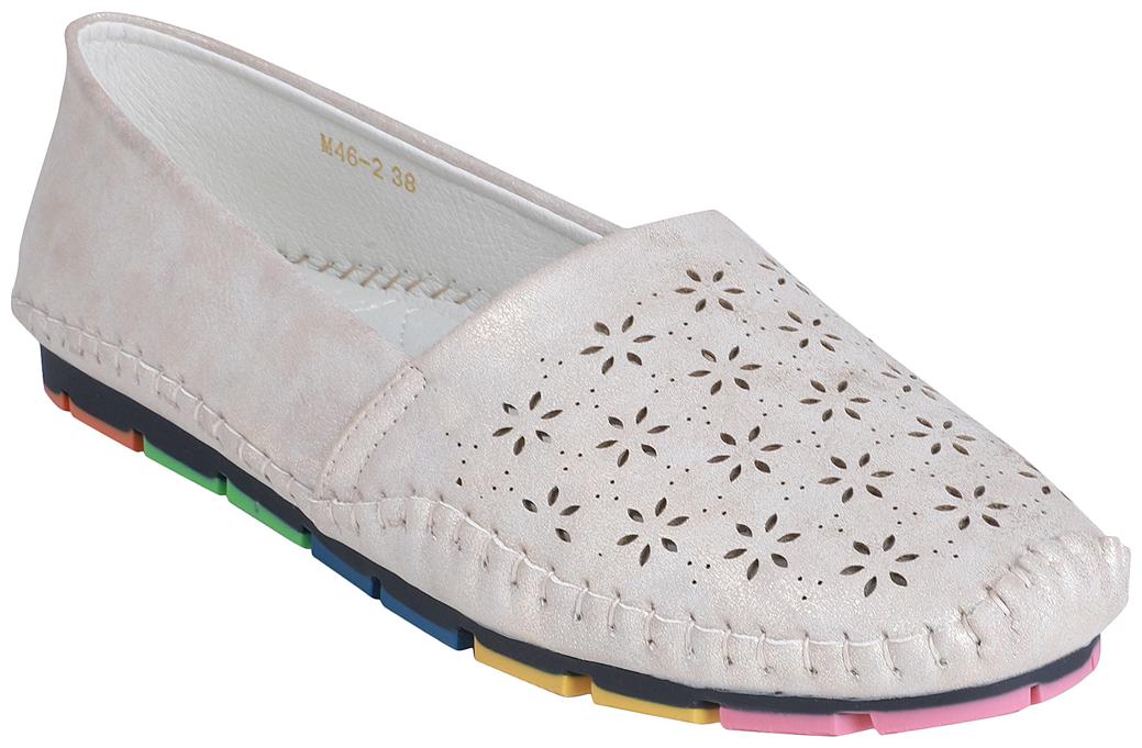 

PELLE ALBERO Women Beige Loafers