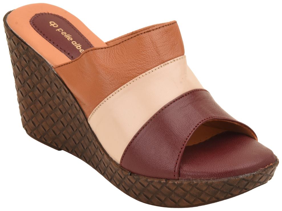 

PELLE ALBERO Women Maroon Wedges