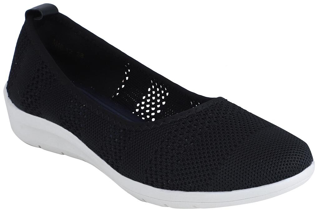 

PELLE ALBERO Women Black Casual Shoes