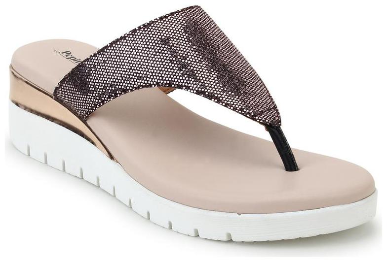 

Pepitoes Women Pink Sandals