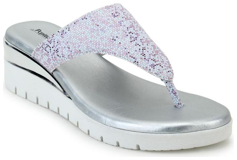 

Pepitoes Women White Sandals