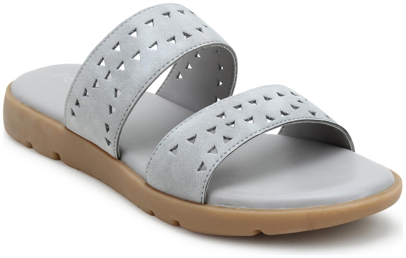 

Pepitoes Women Grey Sandals