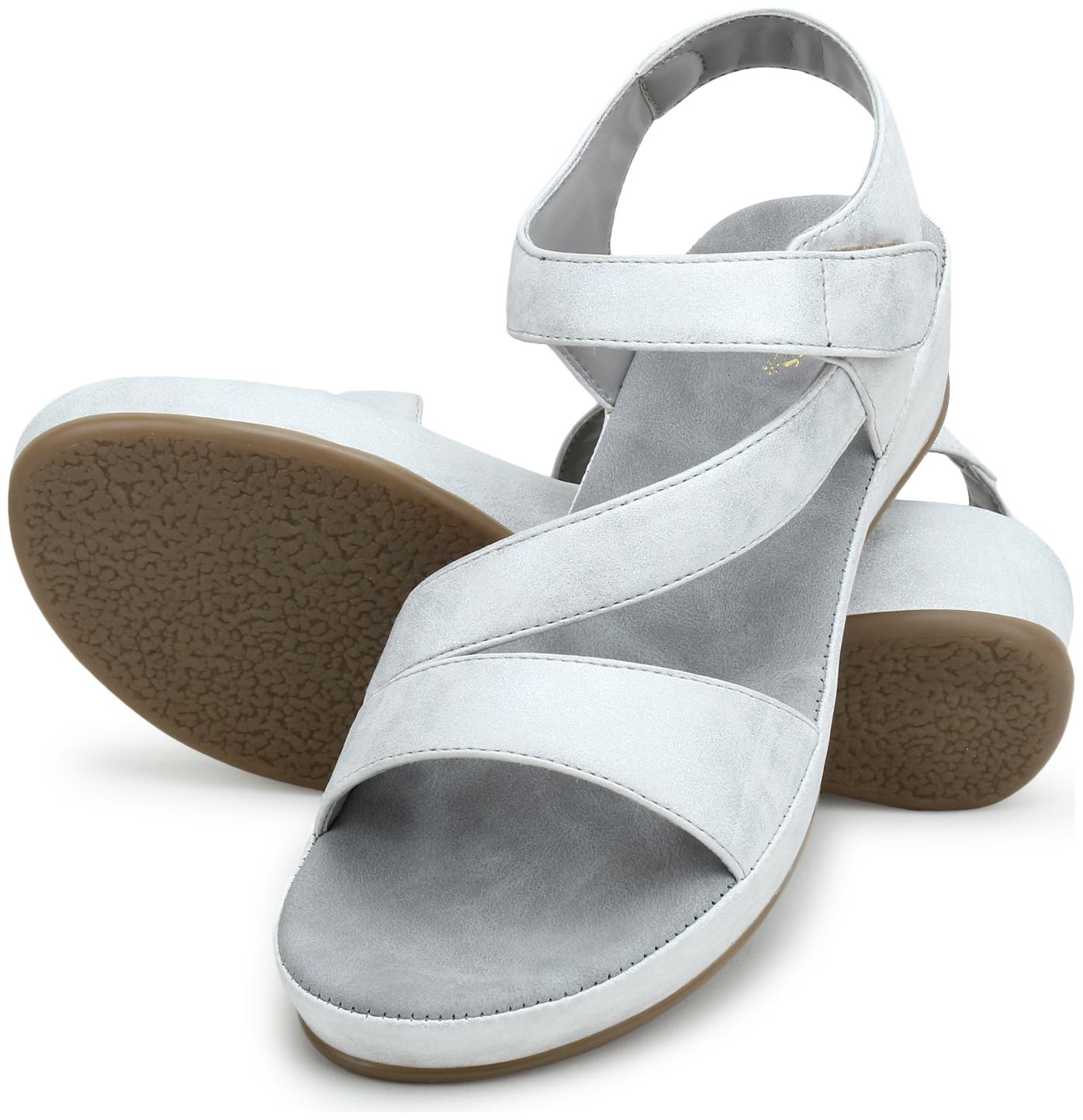 

Pepitoes Women Silver Sandals