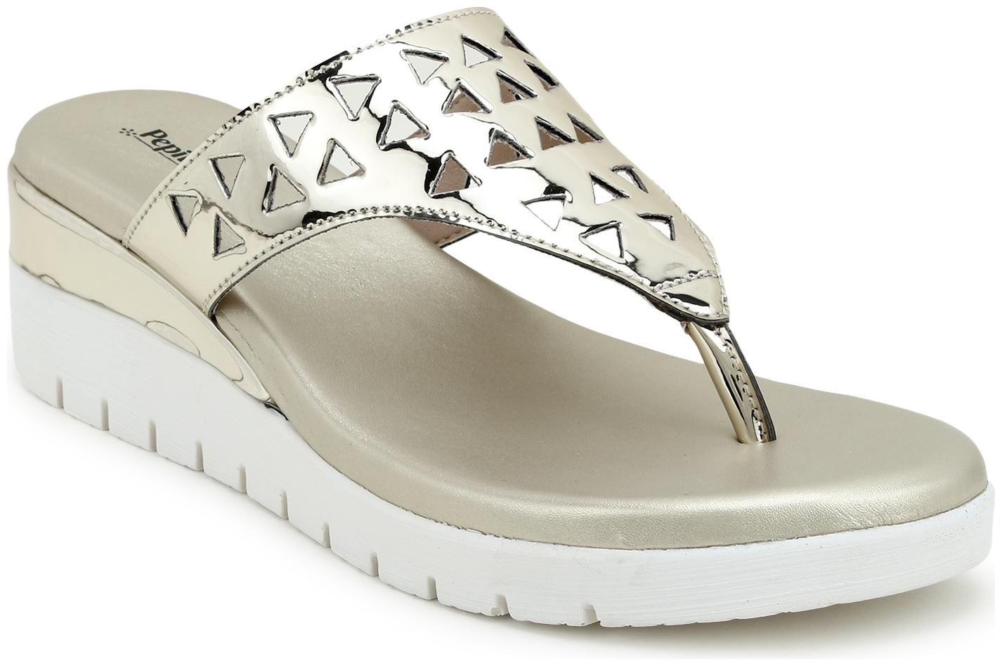 

Pepitoes Women Gold Sandals
