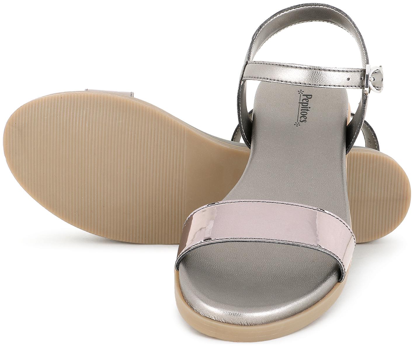 

Pepitoes Women Brown Sandals
