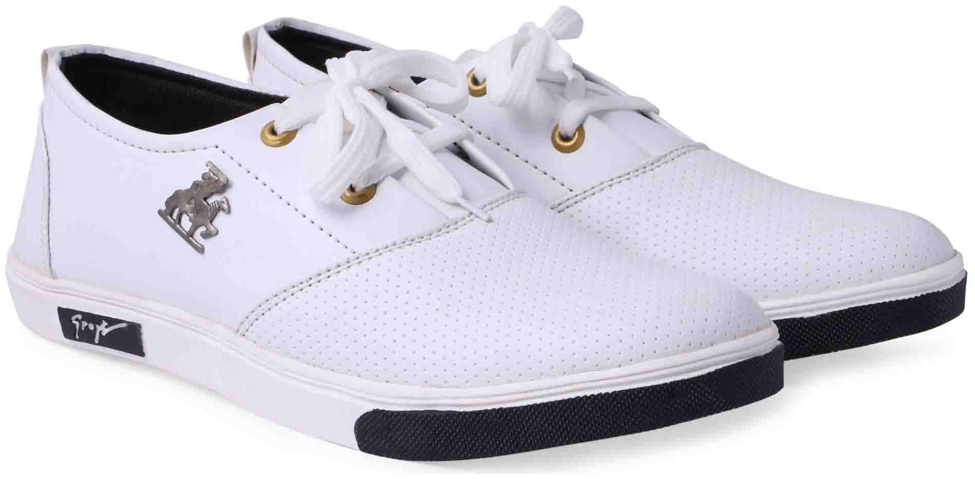 

Pery-Pao Men White Canvas Shoe
