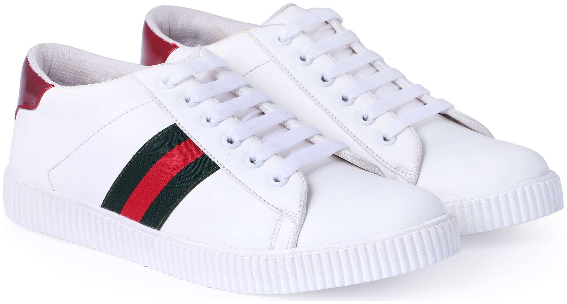 

Pery-Pao Men White Casual Canvas Shoe
