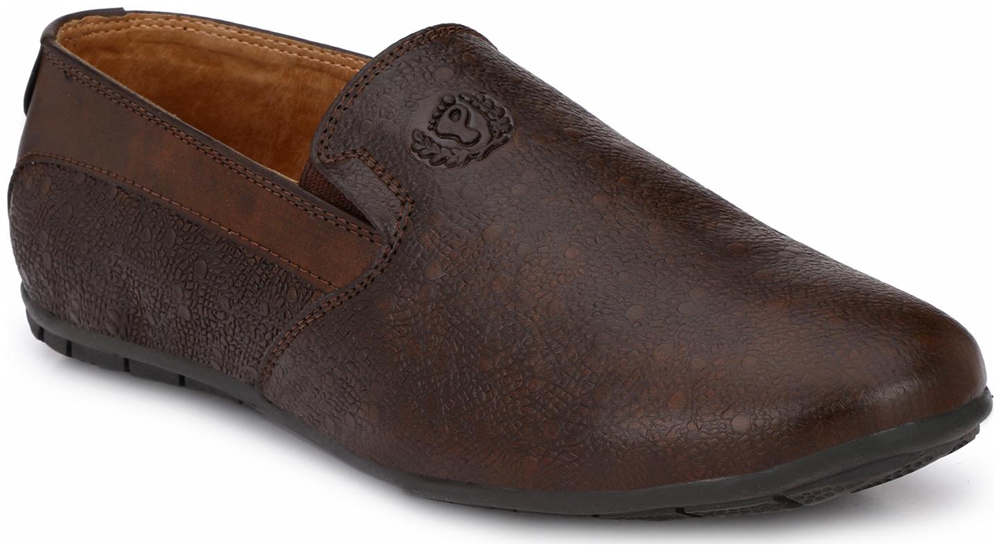 

Prolific Men Brown Loafers