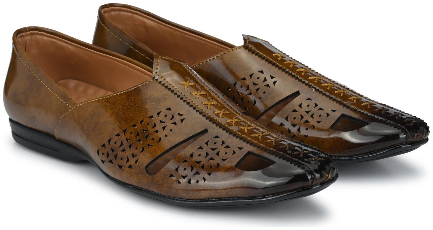 

Prolific Men Casual Ethnic Mojaris Jutis