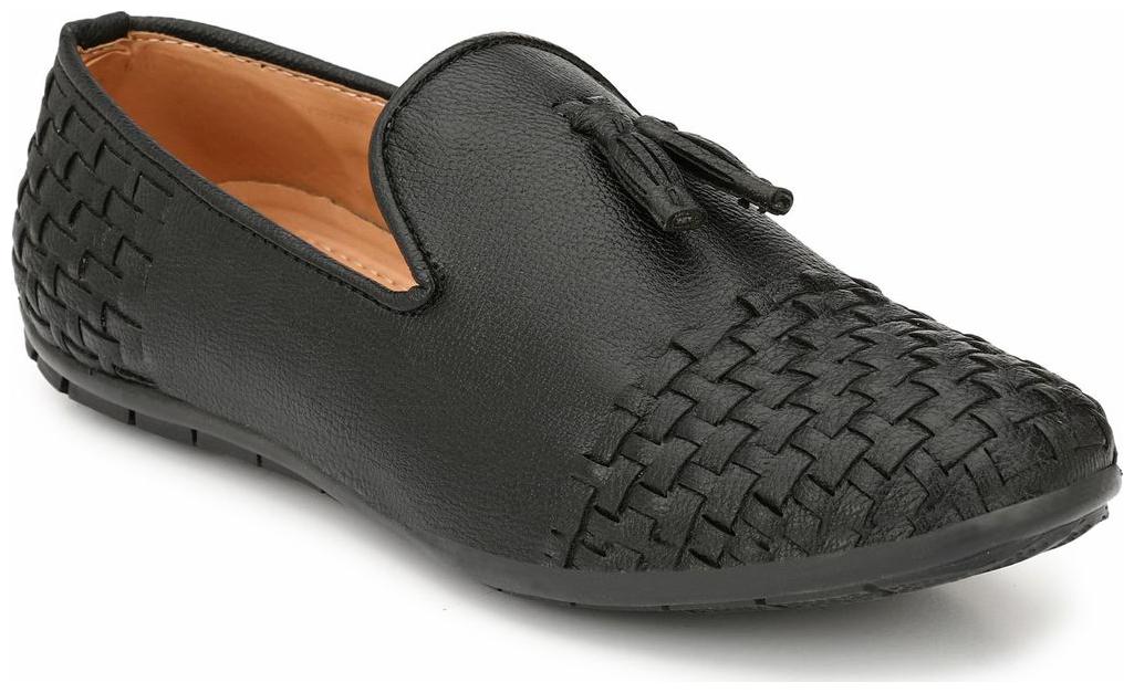 

Prolific Men Black Loafers