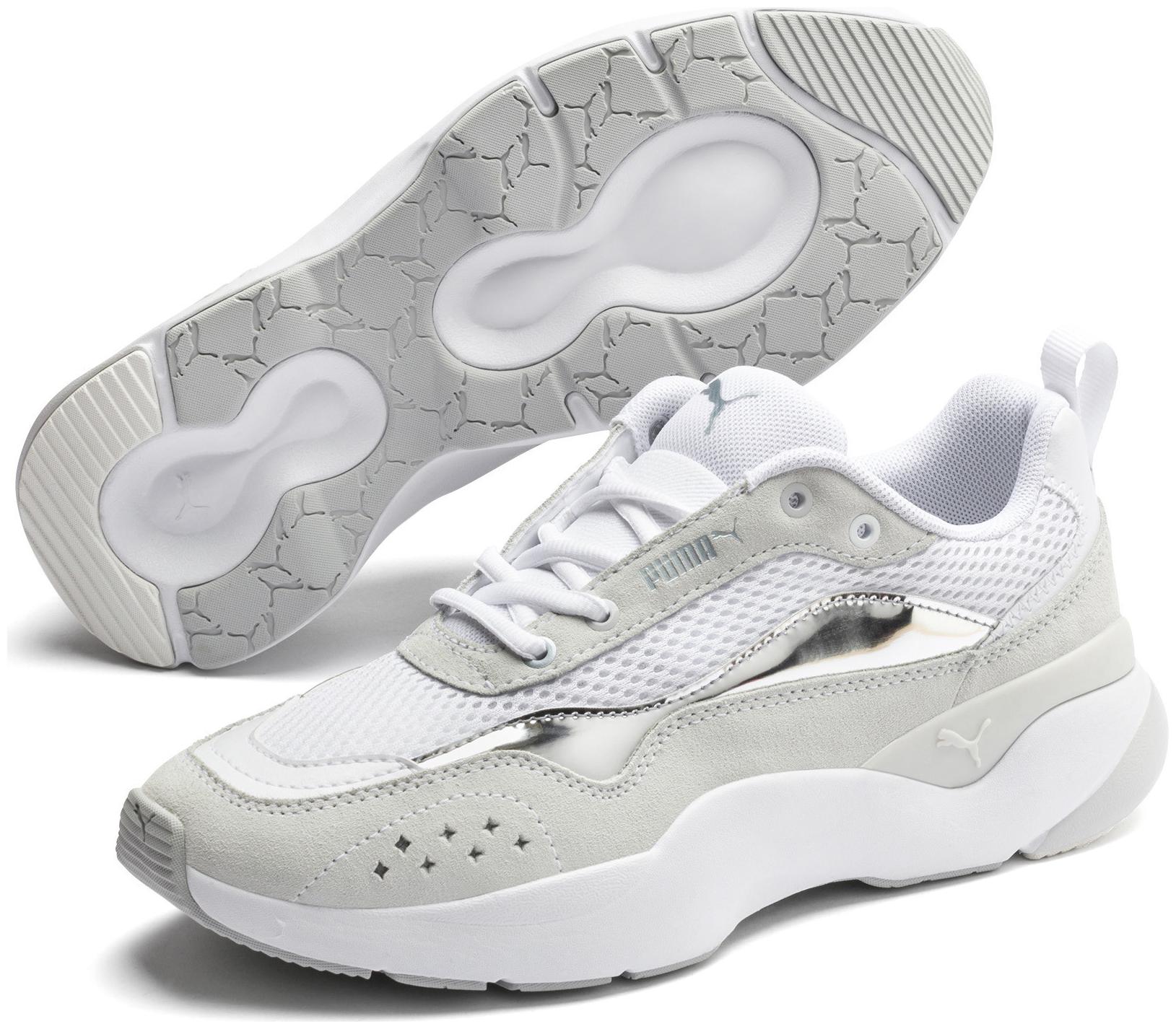 

Puma Women Black Sneakers