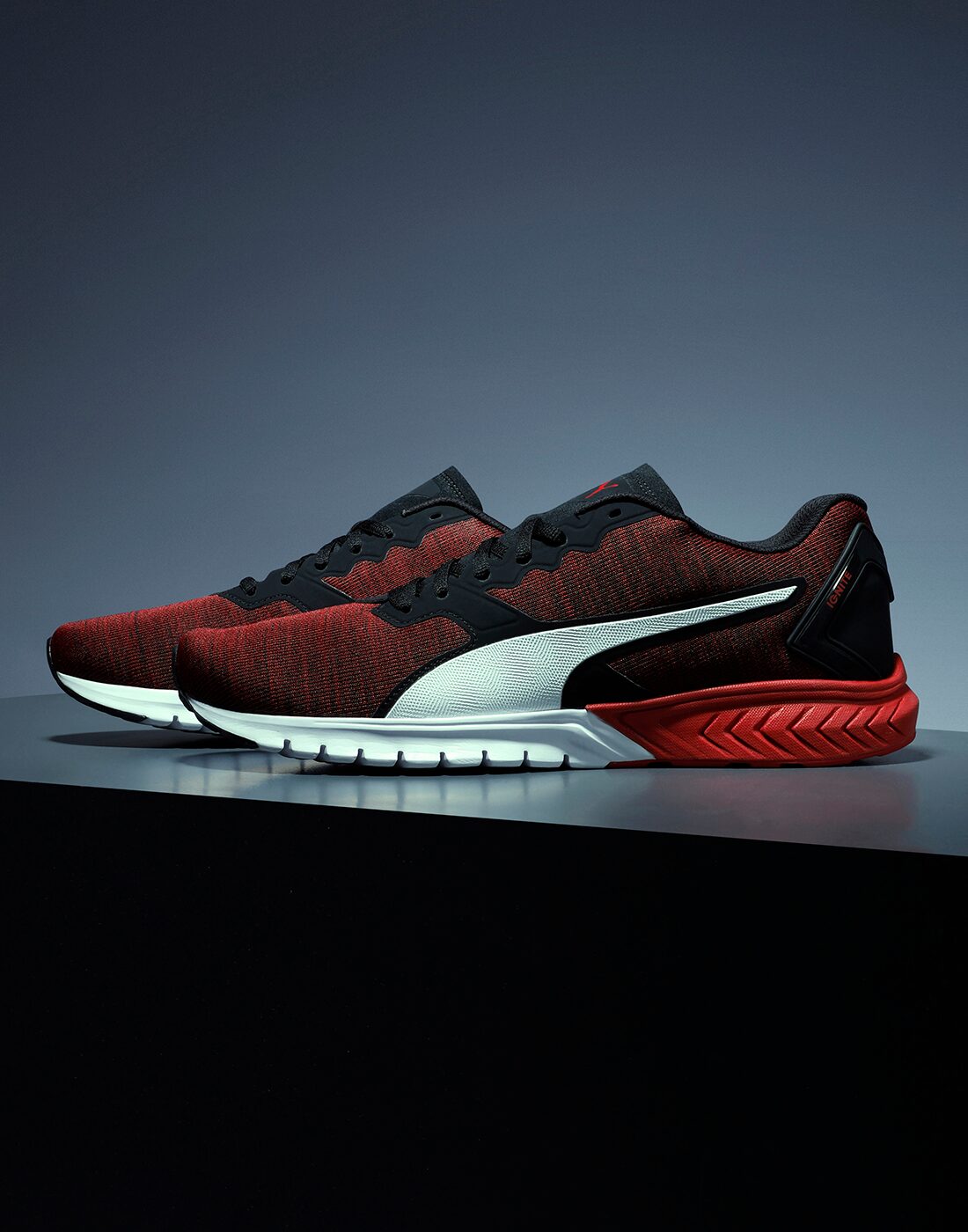 

Puma Men s IGNITE Dual NM Black Football Shoes