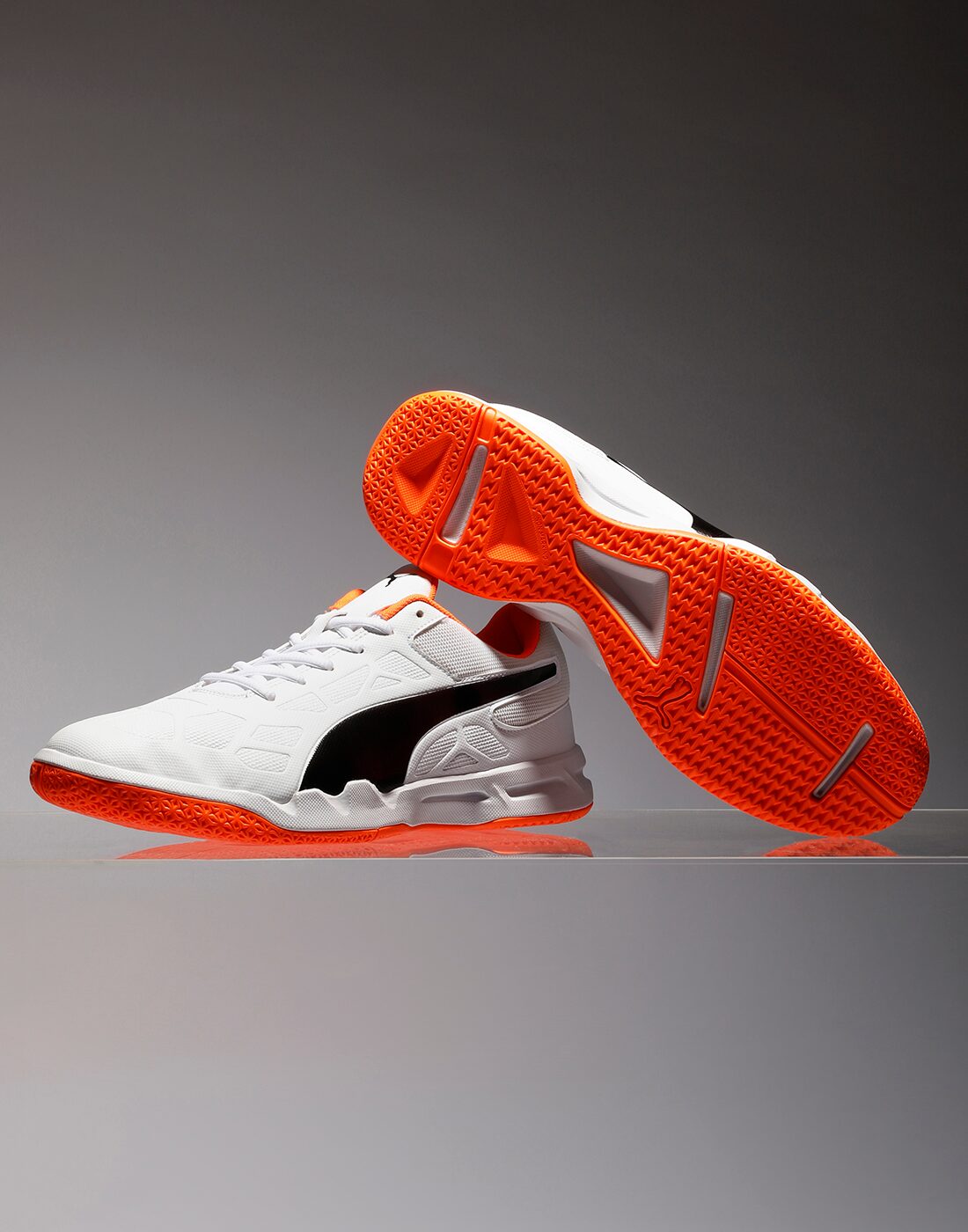 

Puma Men s Tenaz White Badminton Shoes