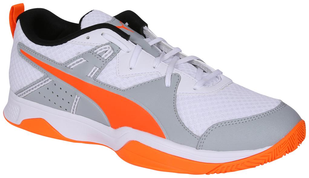 

Puma Men Stoker 18 Football Shoes ( White )