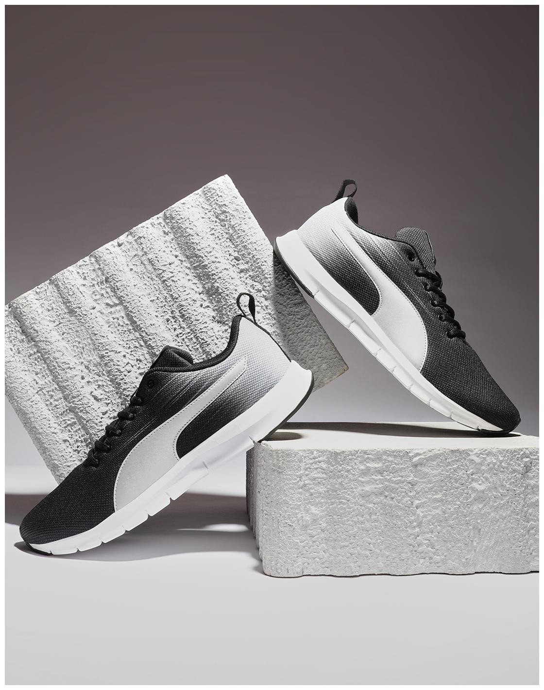 

Puma level IDP Men Black Sneakers