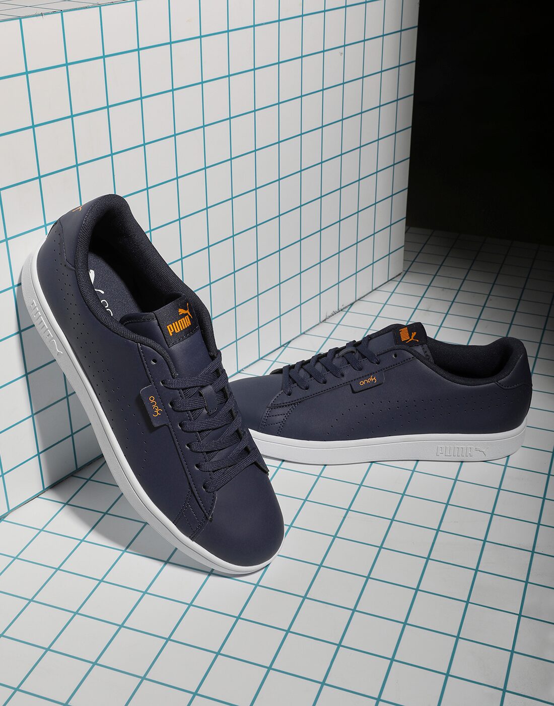 

Puma Unisex Blue Sneakers