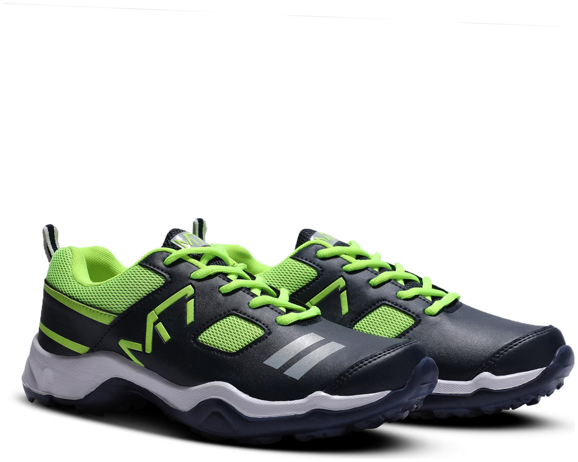 

Putthi Men M7 6 7 Running Shoes ( Green Navy Blue )