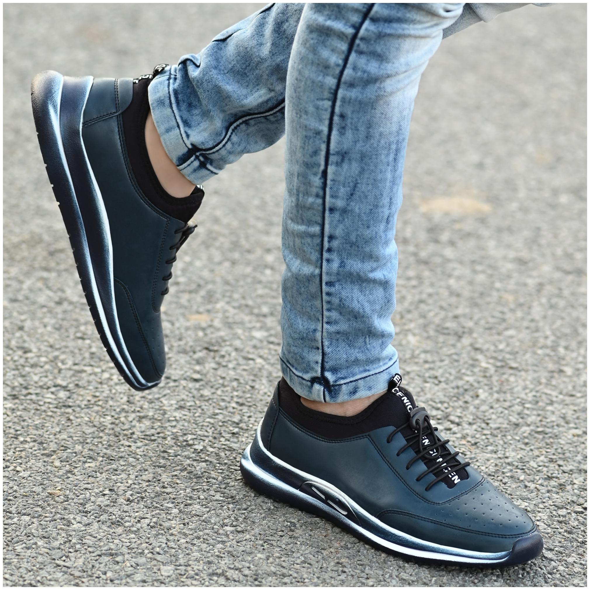 

RAY J Men Blue Sneakers