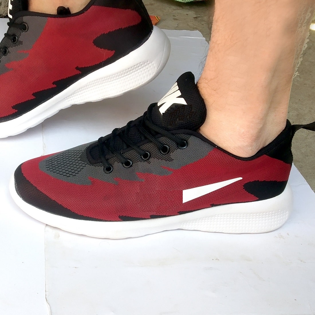 

RAYSFIELD Men Red Athleisure Sneakers - 930