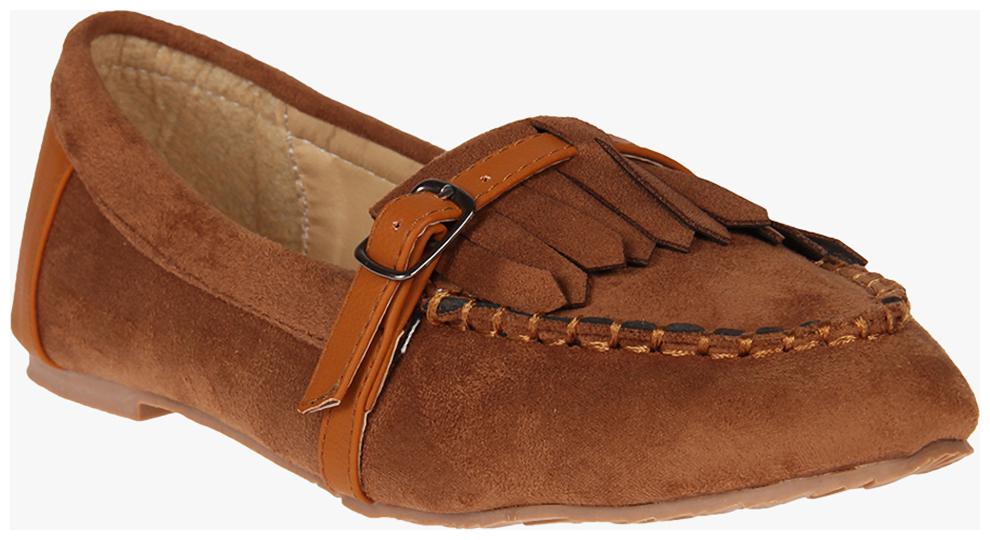

Red Pout Women Brown Casual Shoes