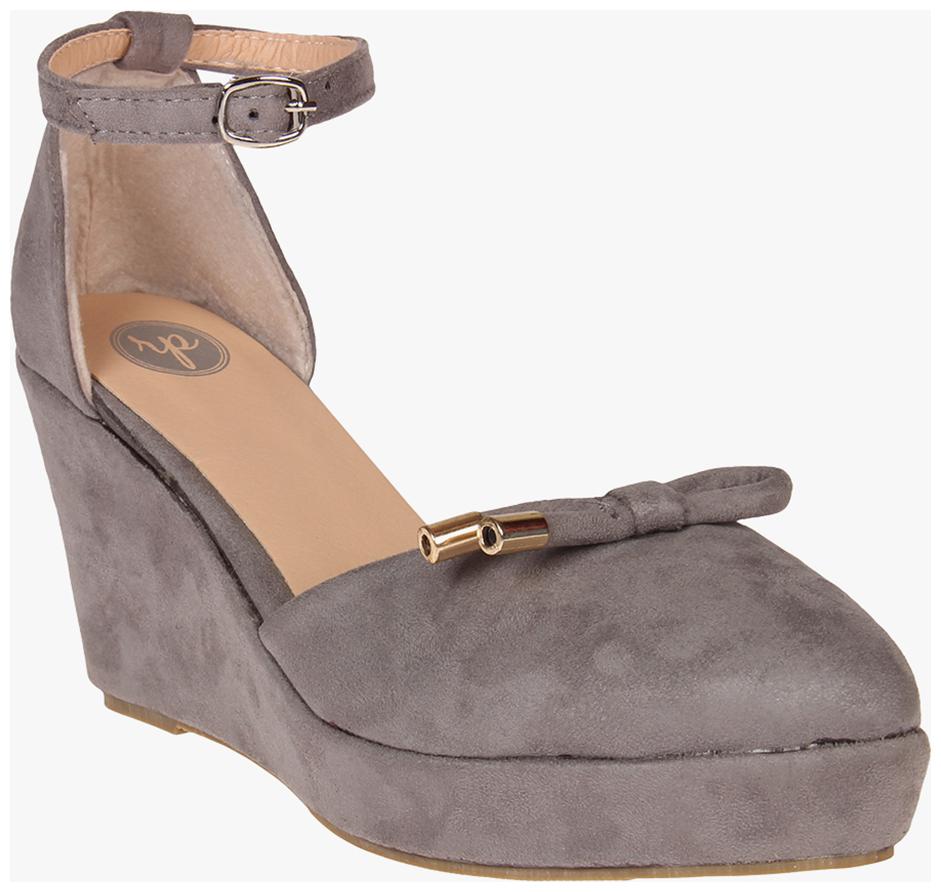 

Red Pout Women Grey Sandals
