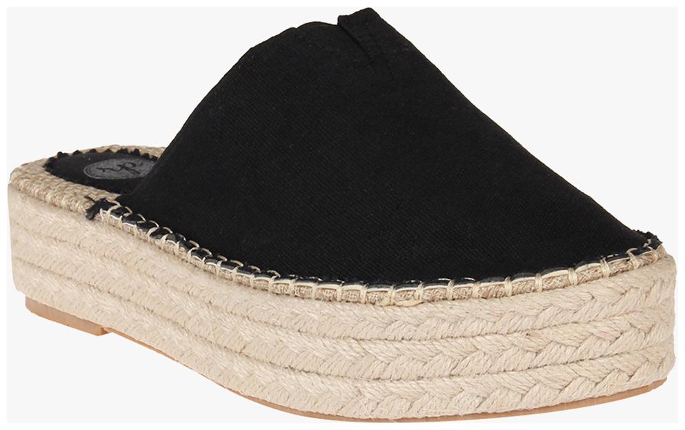 

Red Pout Women Black Slippers