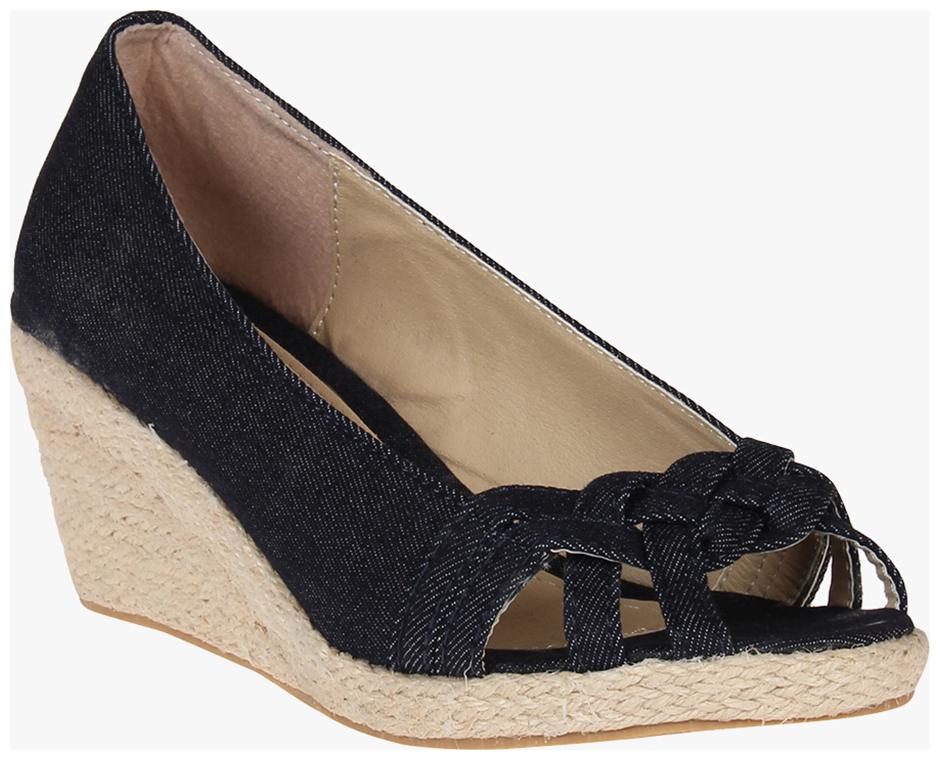 

Red Pout Women Blue Sandals