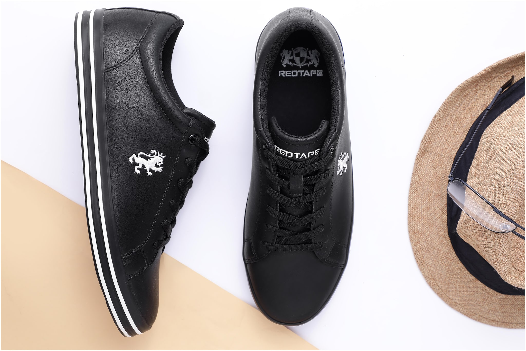 

Red Tape Classic Men Black Classic Sneakers - Rte316