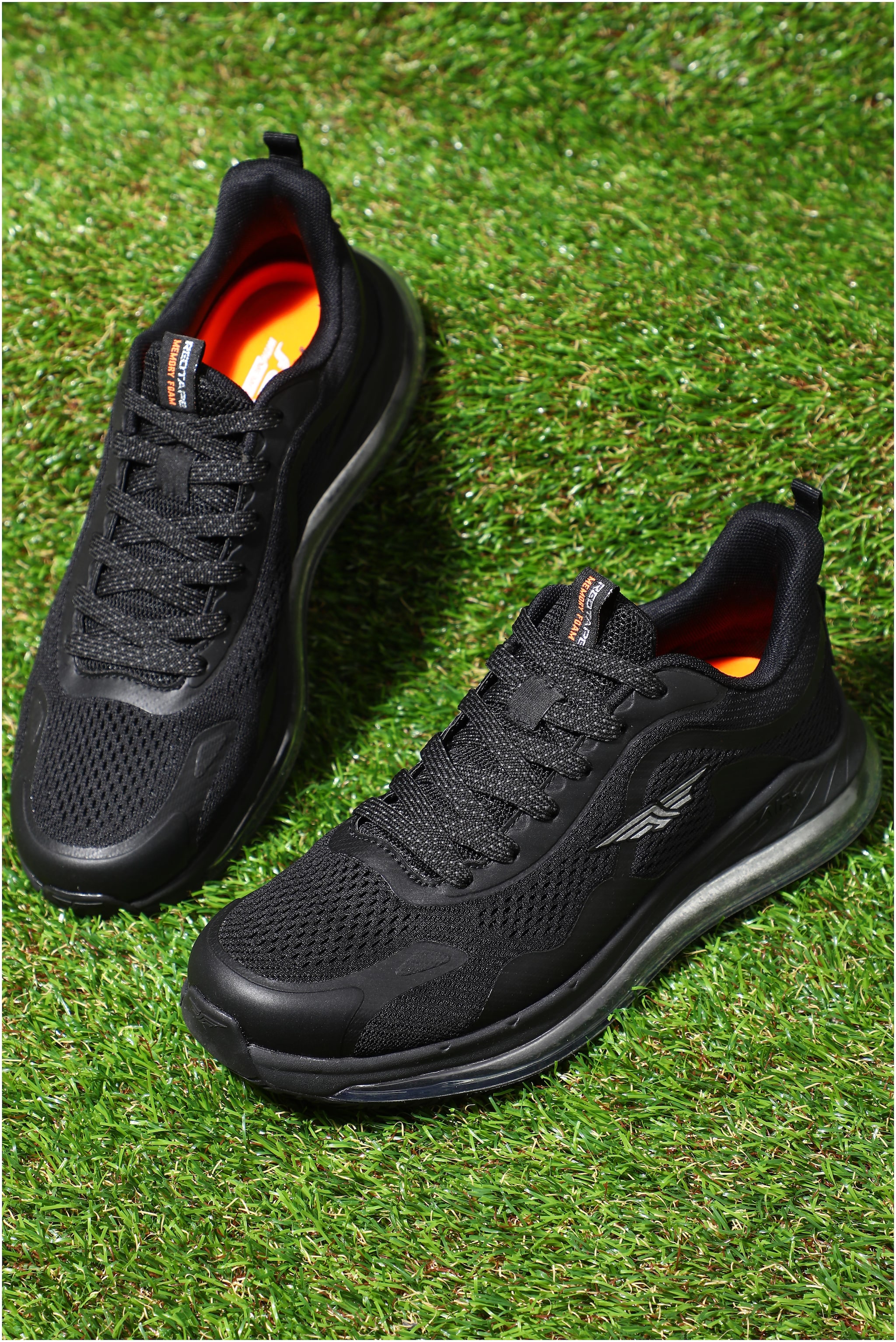 

Red Tape Men Walking Walking Shoes ( Black )
