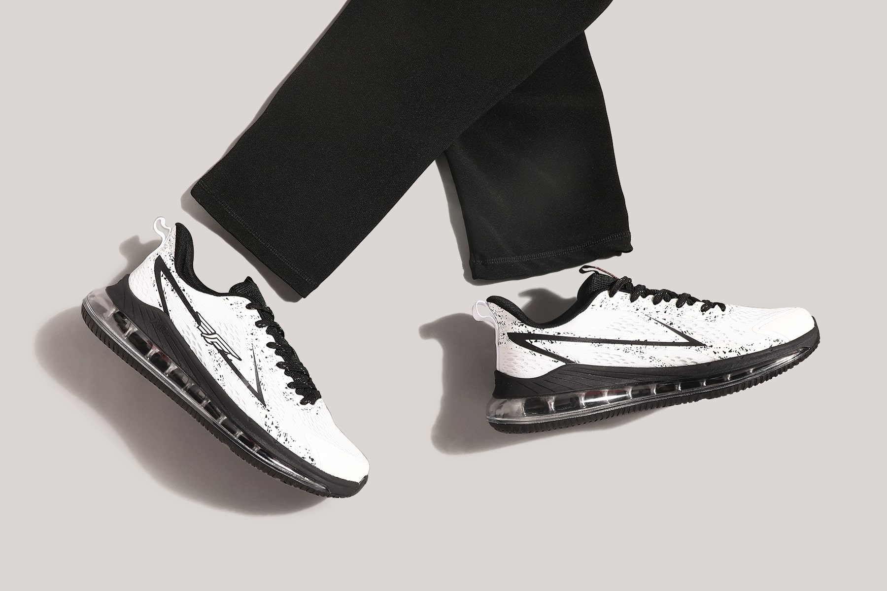 

Red Tape Men Walking Shoes ( White )
