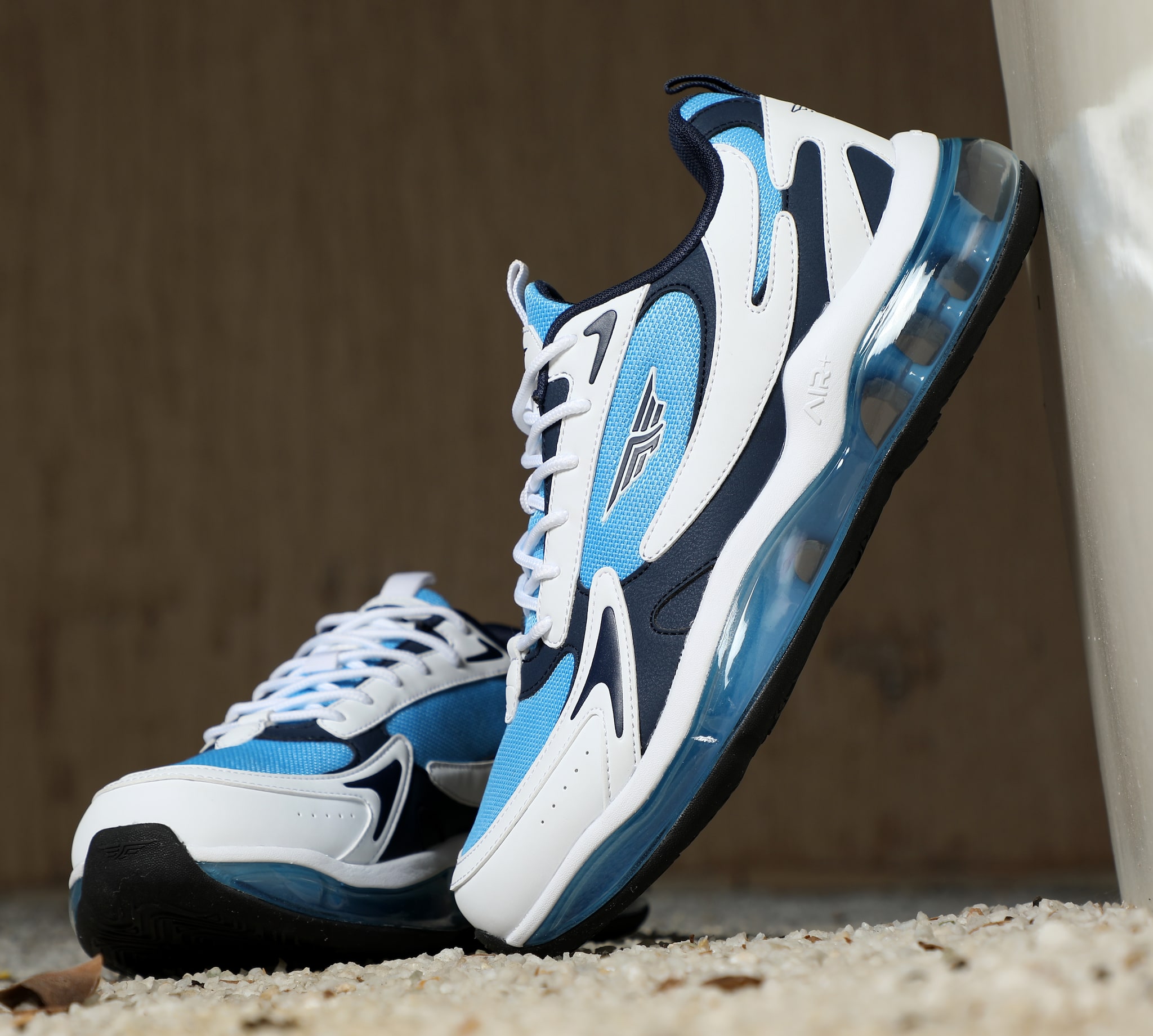 

Red Tape Men Walking Shoes Walking Shoes ( Blue )